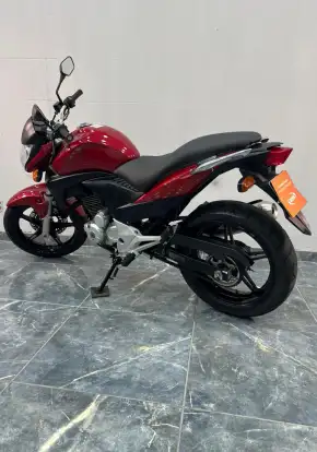 HONDA-CB 300R-2011