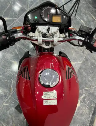 HONDA-CB 300R-2011