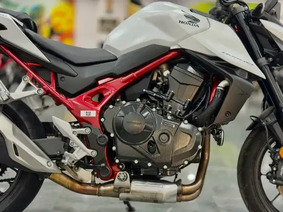 HONDA-CB 750 HORNET-2026