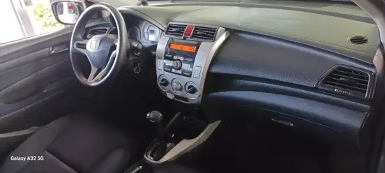 HONDA-CITY-2011