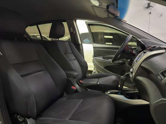 HONDA-CITY-1.5 LX 16V FLEX 4P AUTOMÁTICO HONDA-CITY-2012