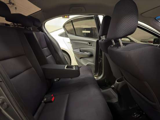 HONDA-CITY-1.5 LX 16V FLEX 4P AUTOMÁTICO HONDA-CITY-2012
