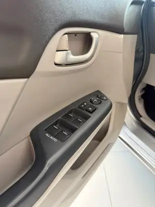 HONDA-CIVIC-2013