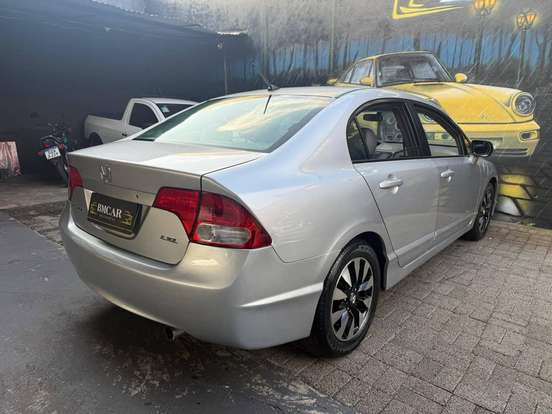 HONDA-CIVIC-2011