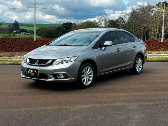 HONDA CIVIC 1.8 LXS 16V FLEX 4P MANUAL