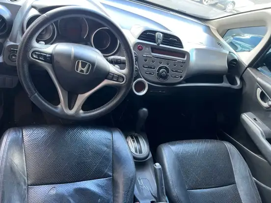 HONDA-FIT-1.4 LX 16V FLEX 4P AUTOMÁTICO HONDA-FIT-2013