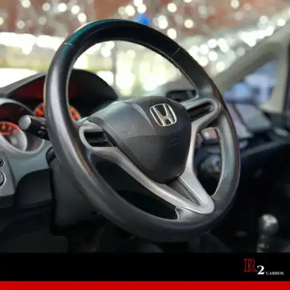 HONDA-FIT-2012