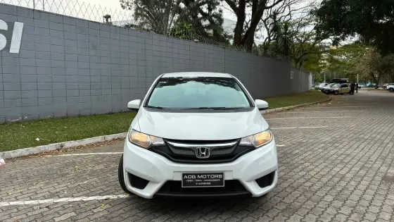 HONDA FIT 1.5 LX 16V FLEX 4P AUTOMÁTICO