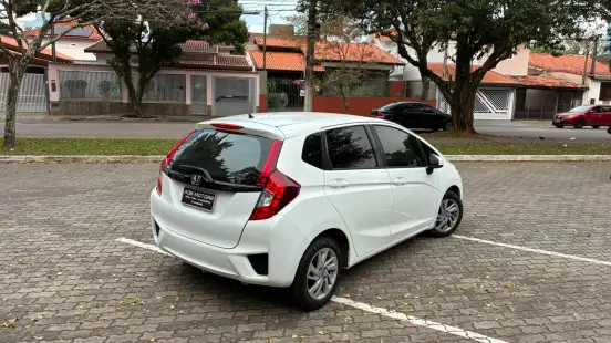 HONDA-FIT-2016