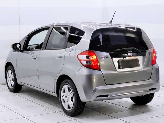 HONDA-FIT-2012