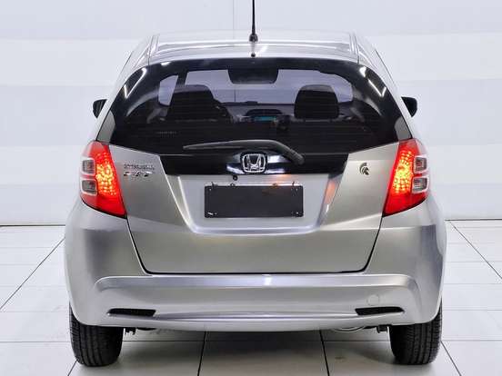 HONDA-FIT-2012