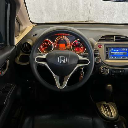 HONDA-FIT-2012