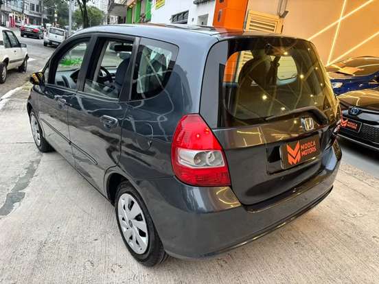 HONDA-FIT-2004