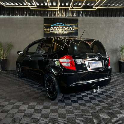HONDA-FIT-2009