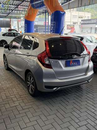 HONDA-FIT-2017