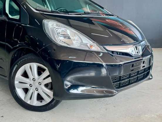 HONDA-FIT-2013