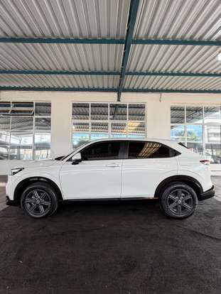 HONDA-HR-V-2023