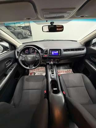 HONDA-HR-V-2017