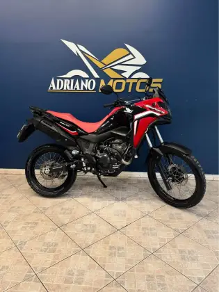 HONDA XRE 300 SAHARA RALLY 