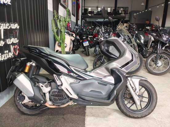 HONDA-ADV-2022