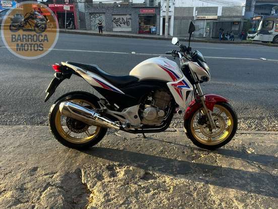 HONDA-CB 300R-2015