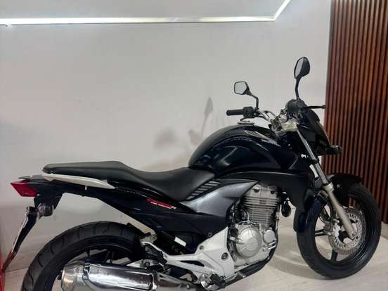 HONDA-CB 300R HONDA-CB 300R-2011