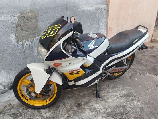 HONDA-CBR 450 SR-1991