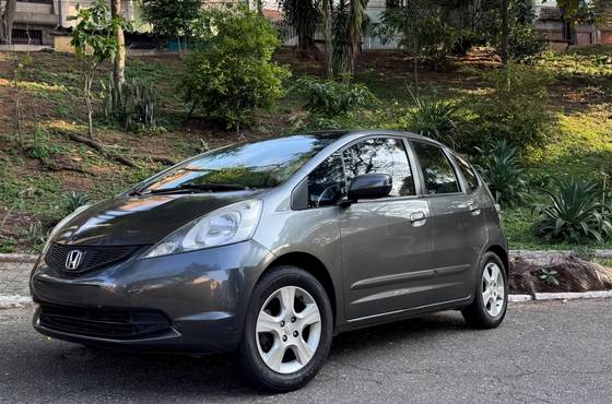 HONDA FIT 1.4 LX 16V FLEX 4P AUTOMÁTICO
