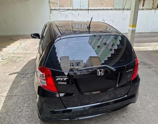 HONDA-FIT-2013
