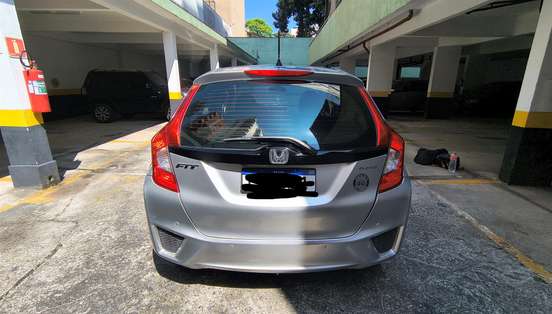 HONDA-FIT-2015