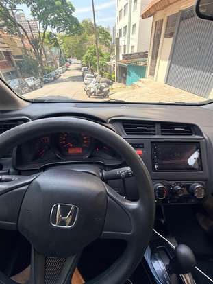 HONDA-FIT-2015