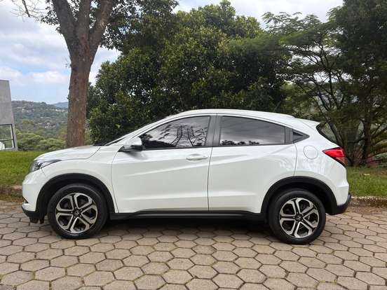HONDA-HR-V-2017