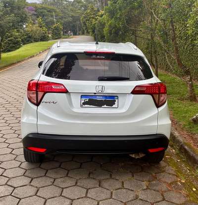HONDA-HR-V-2017