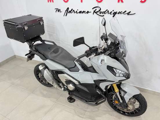 HONDA-X-ADV-2021