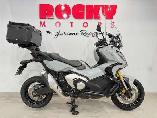 HONDA-X-ADV-2021