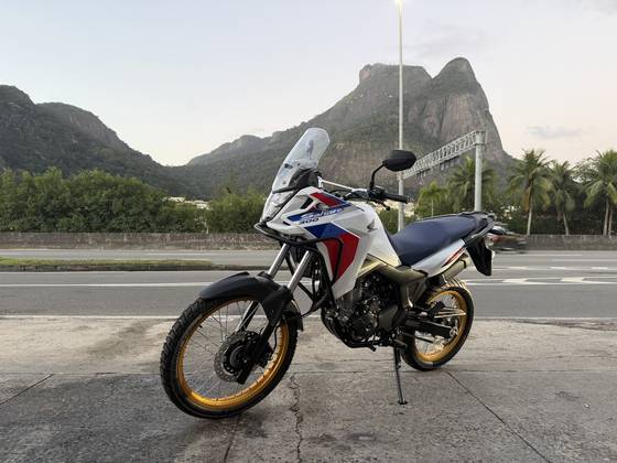 HONDA XRE 300 SAHARA ADVENTURE 