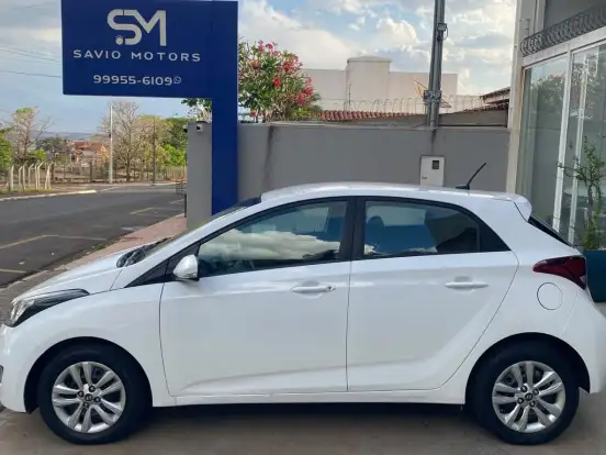 HYUNDAI-HB20-1.6 COMFORT PLUS 16V FLEX 4P MANUAL HYUNDAI-HB20-2019