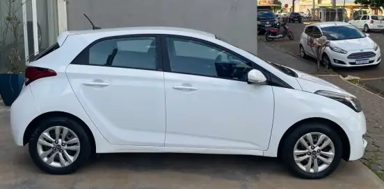 HYUNDAI-HB20-2019