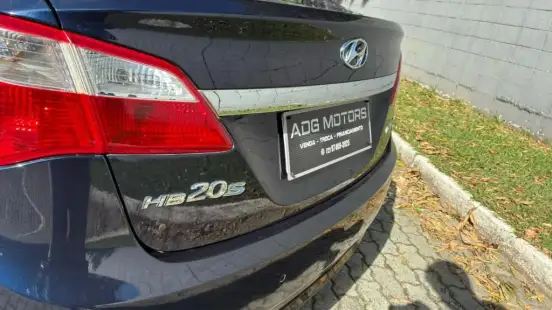 HYUNDAI-HB20-1.6 PREMIUM 16V FLEX 4P MANUAL HYUNDAI-HB20-2014