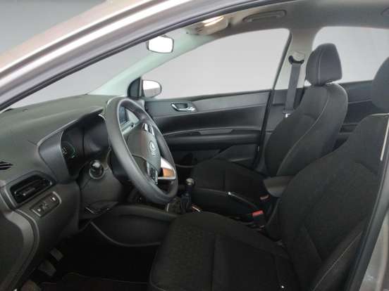 HYUNDAI-HB20-2024
