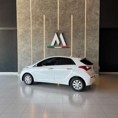 HYUNDAI-HB20-2017