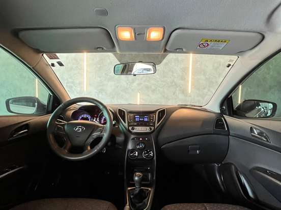 HYUNDAI-HB20-1.0 COMFORT PLUS 12V FLEX 4P MANUAL HYUNDAI-HB20-2017