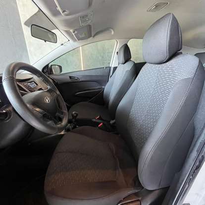 HYUNDAI-HB20-2017