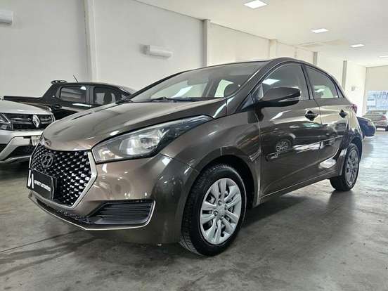 HYUNDAI-HB20-1.0 COMFORT PLUS 12V FLEX 4P MANUAL HYUNDAI-HB20-2017