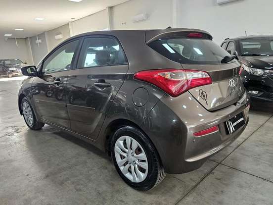 HYUNDAI-HB20-2017