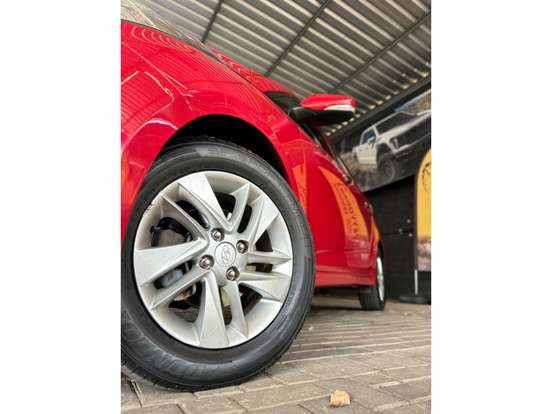 HYUNDAI-HB20-1.6 PREMIUM 16V FLEX 4P AUTOMÁTICO HYUNDAI-HB20-2015