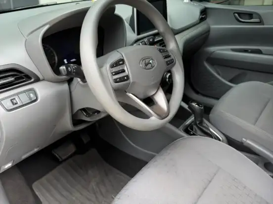 HYUNDAI-HB20S-1.0 TGDI FLEX COMFORT PLUS AUTOMÁTICO HYUNDAI-HB20S-2024
