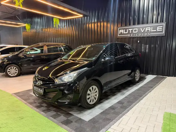 HYUNDAI HB20S 1.6 COMFORT PLUS 16V FLEX 4P MANUAL