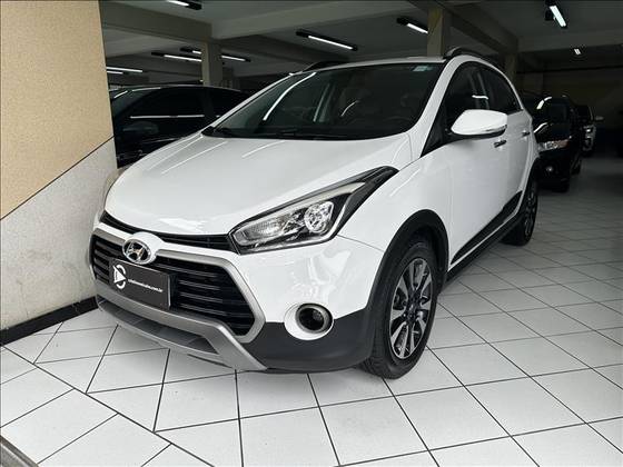 HYUNDAI HB20X 1.6 16V PREMIUM FLEX 4P AUTOMÁTICO