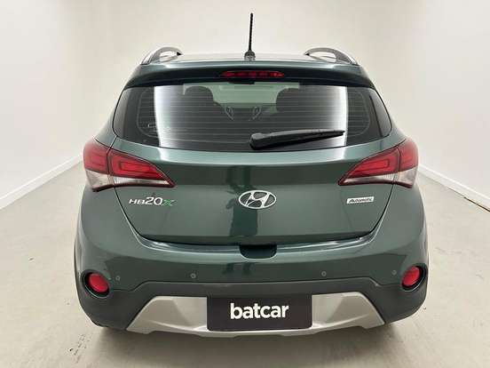 HYUNDAI-HB20X-1.6 16V PREMIUM FLEX 4P AUTOMÁTICO HYUNDAI-HB20X-2019